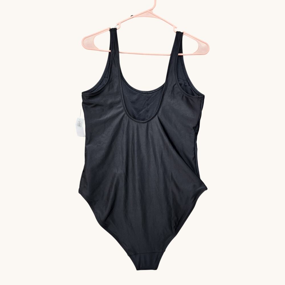 NWT Old Navy Women’s Large Black One Piece Swimsuit Classic Sporty - Picture 3 of 11